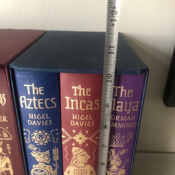 SOLD Folio Society | Empires of Early Middle East & Early Latin America - Picture 5 of 8